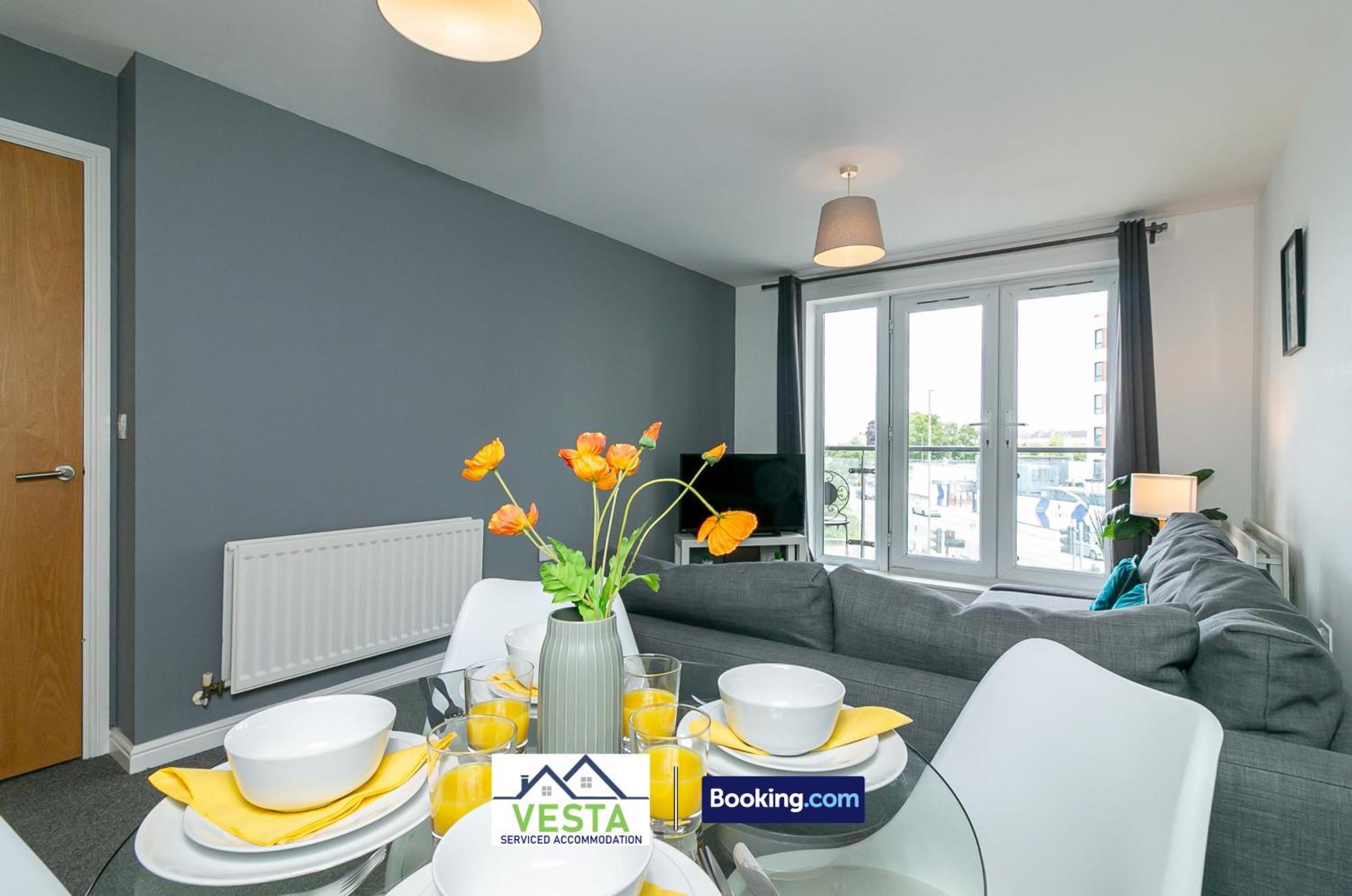 Two Bedrooms Apartment By Vesta Serviced Accommodation & Short Lets Hatfield With Free Wifi Buitenkant foto