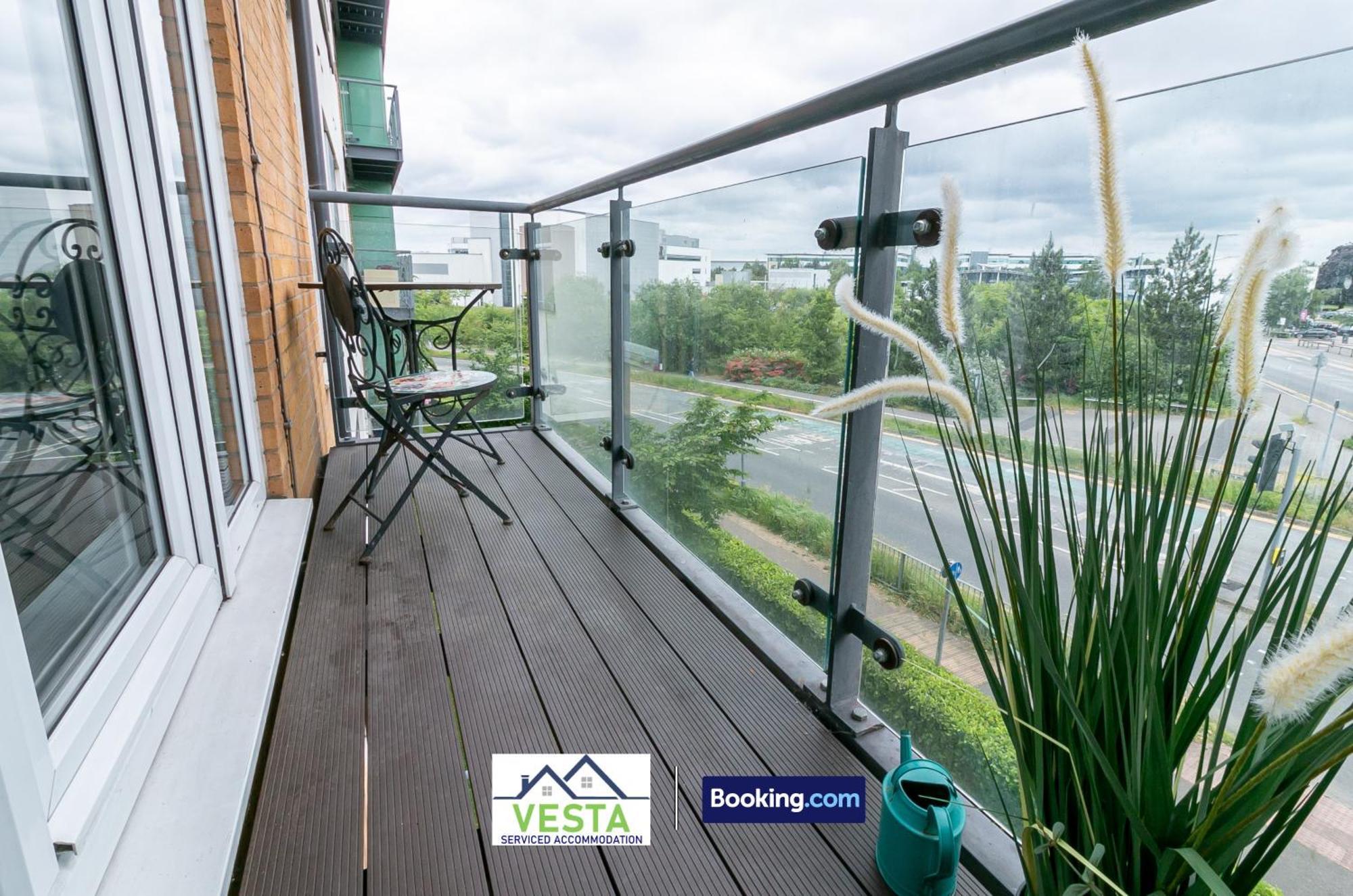 Two Bedrooms Apartment By Vesta Serviced Accommodation & Short Lets Hatfield With Free Wifi Buitenkant foto